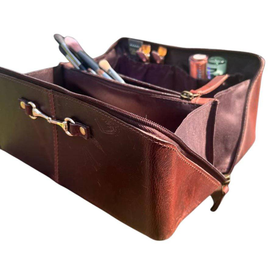Equestrian Leather Toiletry Bag - Image 3