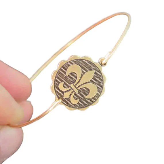 Fleur De Lis Coin Bangle Bracelet - Image 3