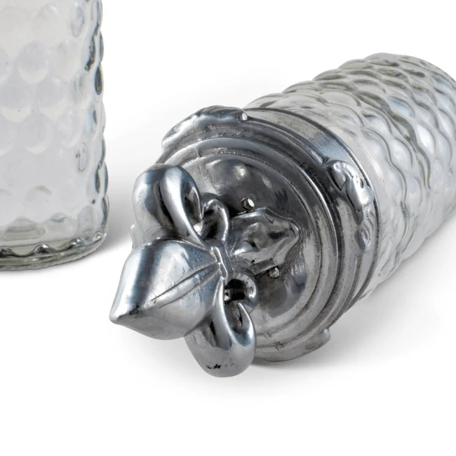 Fleur-De-Lis Salt and Pepper Shaker Set - Image 3