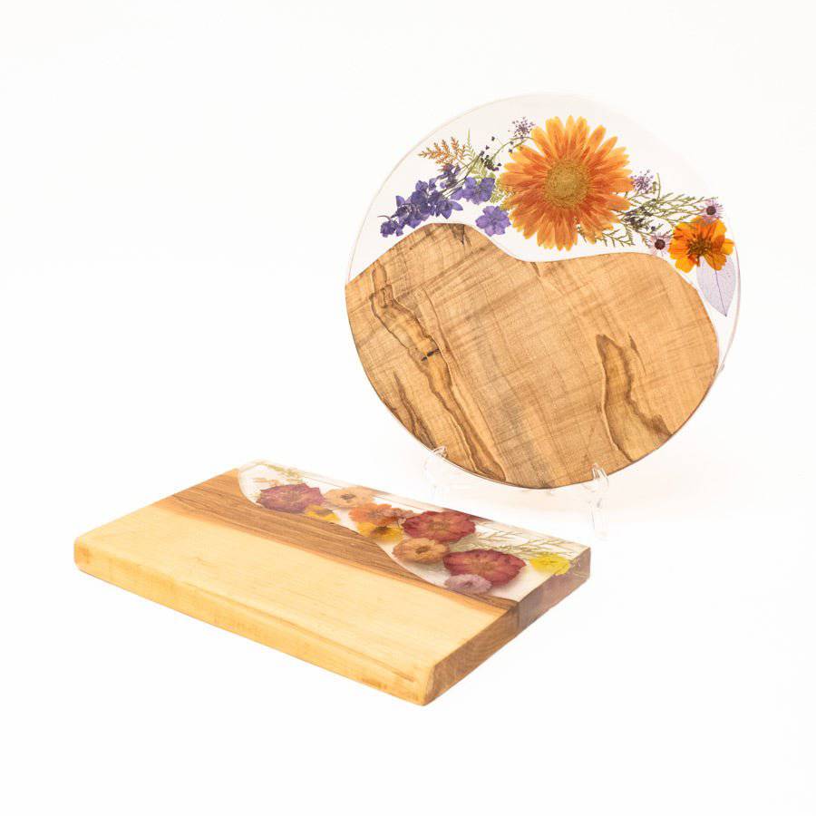 Flower Resin Cutting Board - Image 3