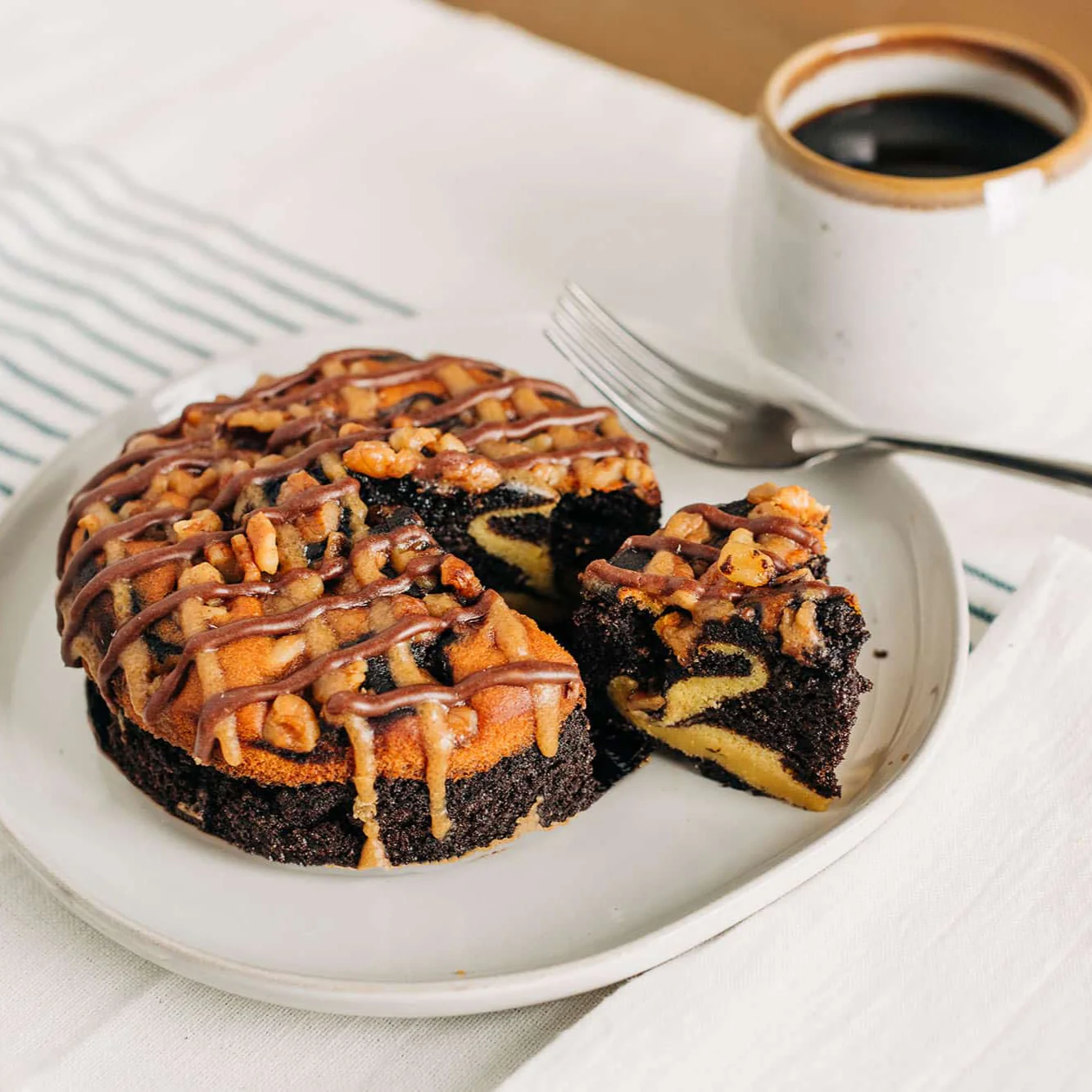 Kentucky Woods Bourbon Barrel Cake – Mini, Small, Medium, or Large - Image 3